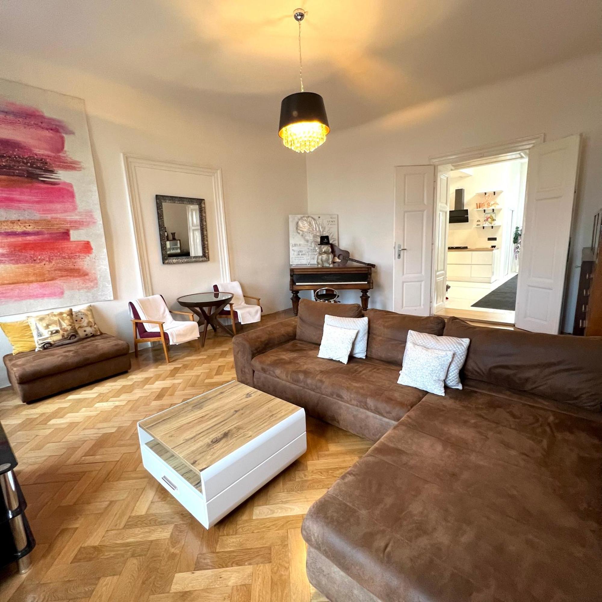 Wenceslas Square Apartment 150 M2 Prague Exterior photo